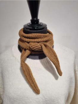 Sophie scarf camel