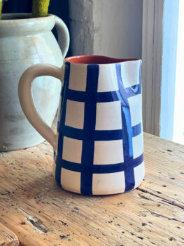 Pichet grille bleu marine